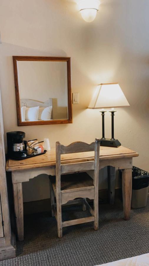 Chama Trails Motel Extérieur photo